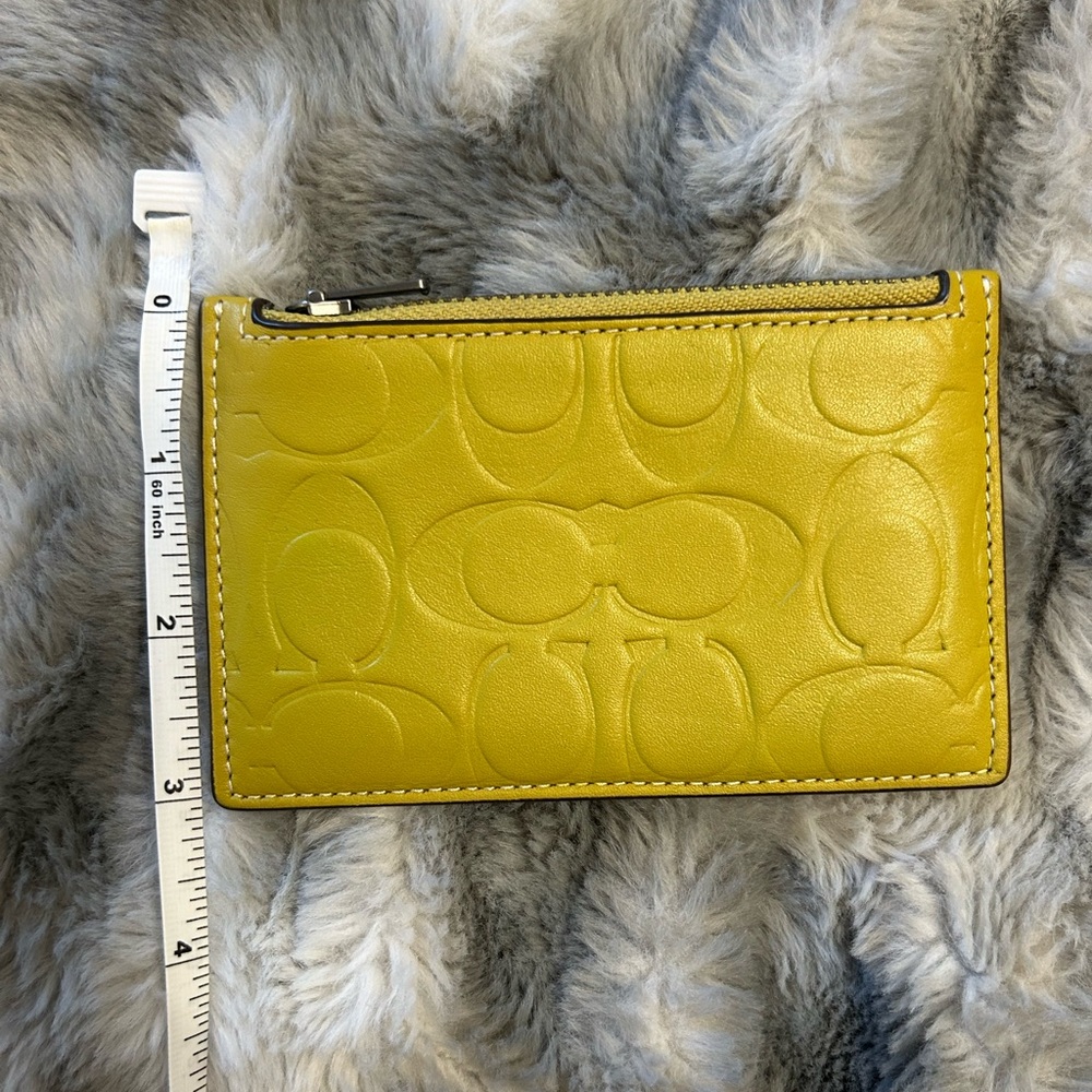 Coach Embossed zip card case - Picture 2 of 4